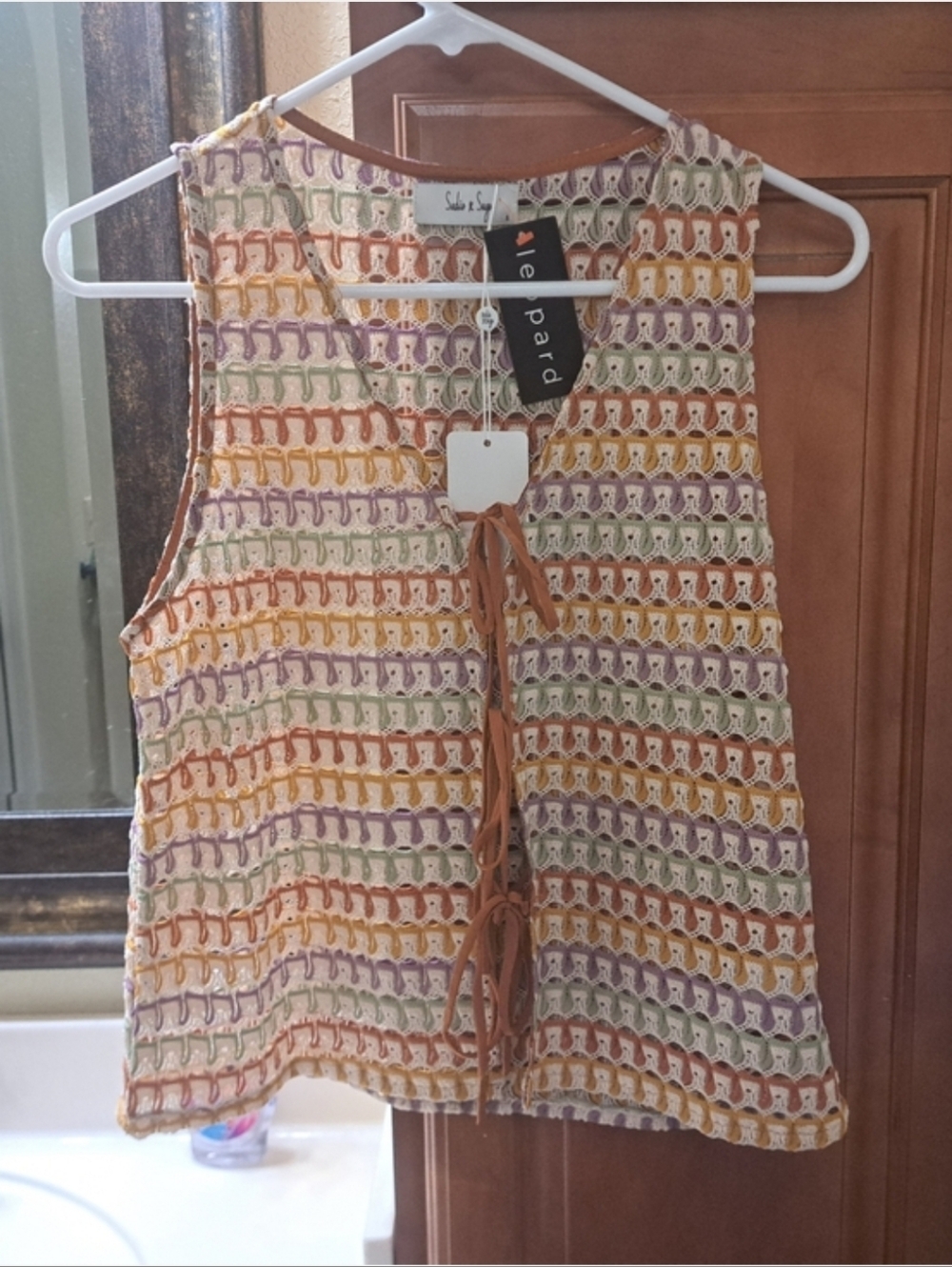 NWT Sadie & Sage Sleeveless Crochet Tie-Front Vest Top Size Small